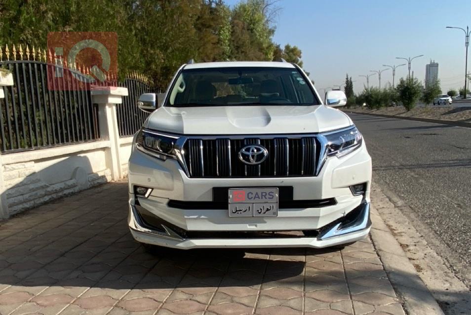 تۆیۆتا لاندكروزر پرادۆ